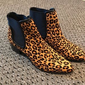 Donald/Pliner Animal print boots